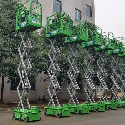 Self-propelled-scissor-lift